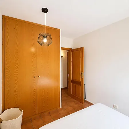 Les Oliveres Holiday home