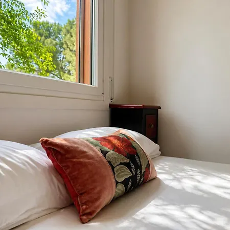 Les Oliveres Holiday home Castellvi de la Marca